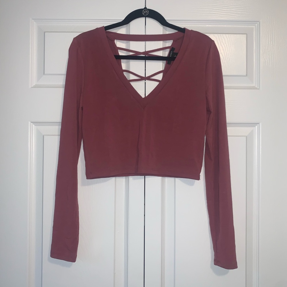 Long sleeve crop